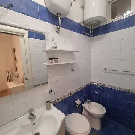Apartment Casa Intera Vicino Il Centro Per 3 Persone *